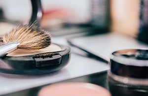 國家藥監局發布《化妝品注冊備案資料管理》等兩項規定