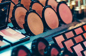 《化妝品生產經營監督管理辦法》正式發布