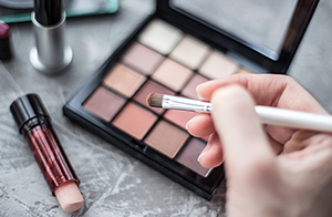 廣東省藥品監(jiān)督管理局關(guān)于新冠肺炎疫情防控期間普通化妝品備案有關(guān)事宜的通告